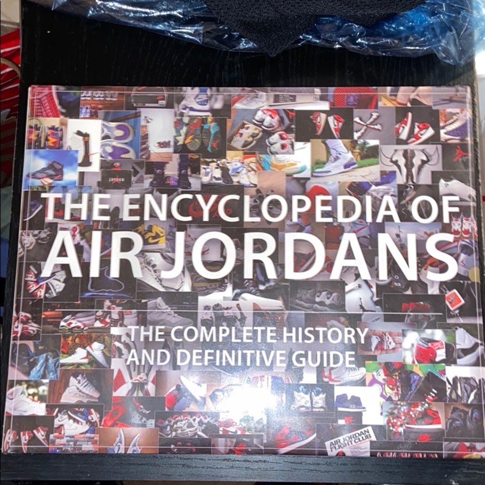 The encyclopedia of air Jordans - Picture 1 of 5
